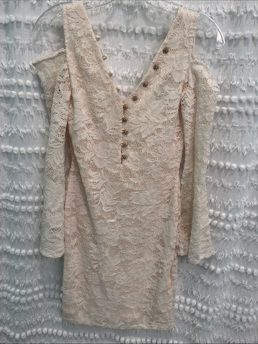 Lace Cold-Shoulder Mini Dress in Ivory Sz Small
